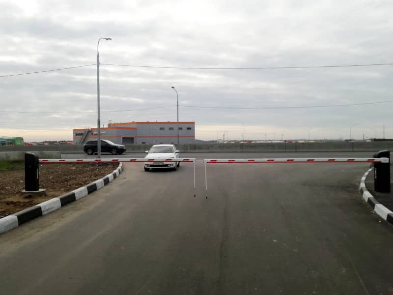 Шлагбаум DoorHan в Якутске с установкой