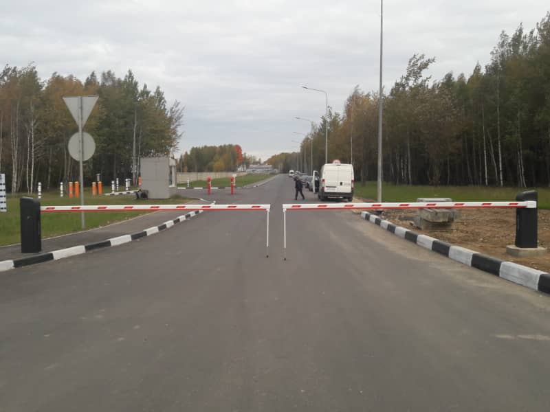 Шлагбаум DoorHan в Якутске с установкой